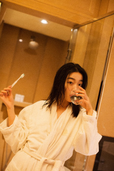 《有夫之妇的精油按摩》