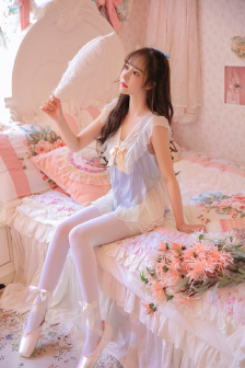 隔壁邻居的妻子
